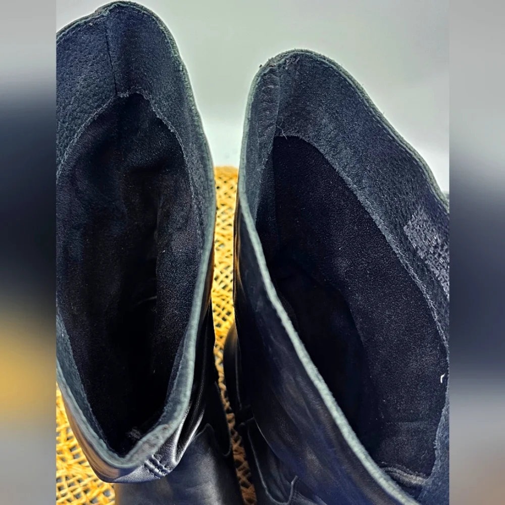 Tara M. Black Leather Boots Size 41